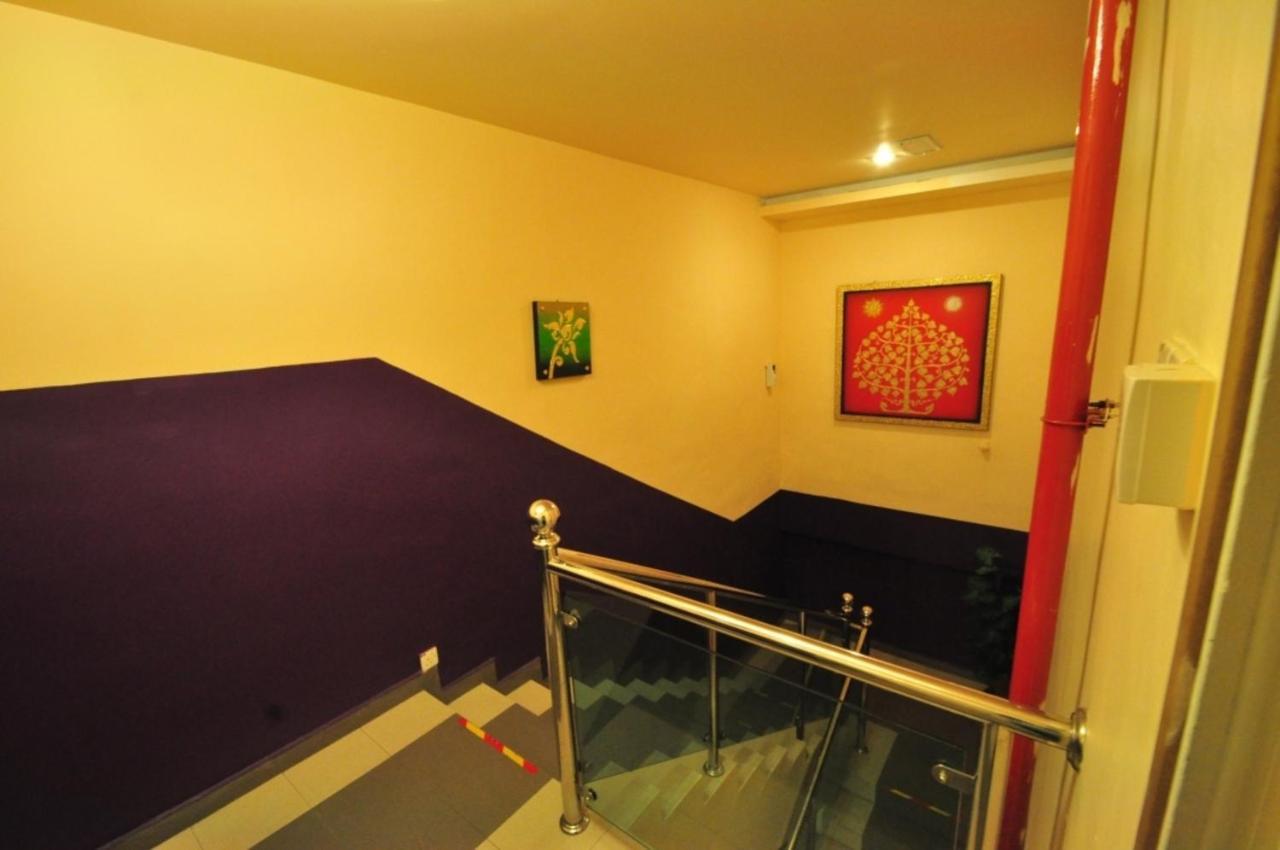 บิซ โฮเต็ล Hotel บาตู ปาฮัท ภายนอก รูปภาพ