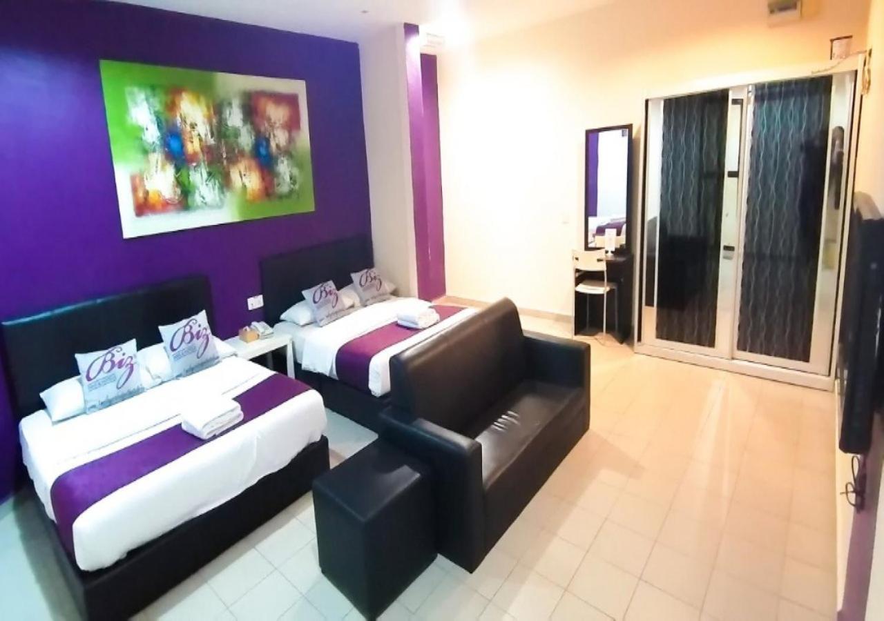 บิซ โฮเต็ล Hotel บาตู ปาฮัท ภายนอก รูปภาพ