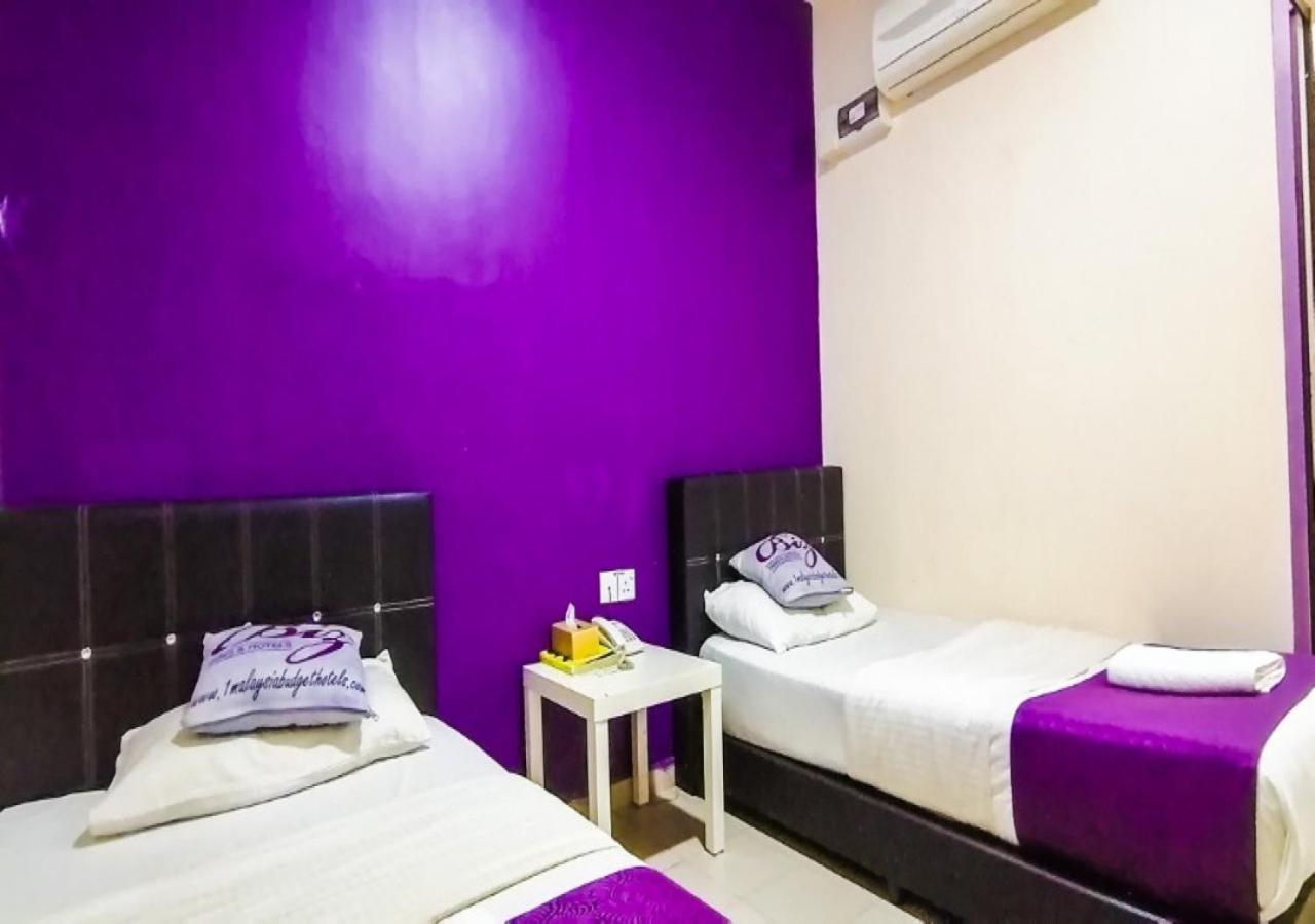 บิซ โฮเต็ล Hotel บาตู ปาฮัท ภายนอก รูปภาพ